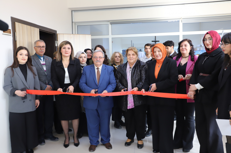 universitemizde-kadina-yonelik-siddete-karsi-farkindalik-bulusmasi-gerceklestirildi