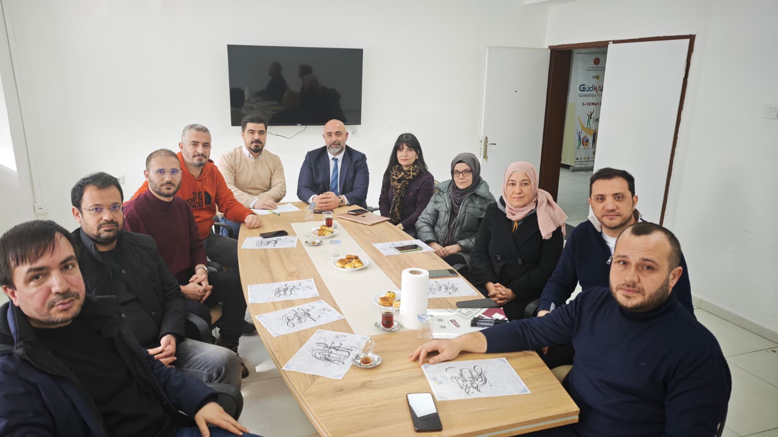 toplumsal-katki-faaliyetleri-kapsaminda-kovancilar-meslek-yuksekokulu-ile-degerlendirme-toplantisi-gerceklestirildi