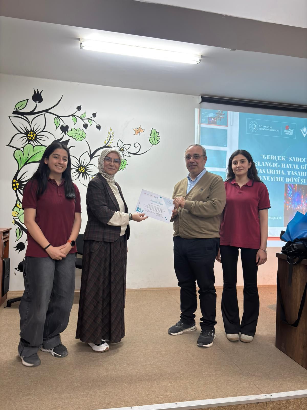 Gerçekliğin Ötesinde Bir Dünya: AR, VR ve MR ile Tanışın